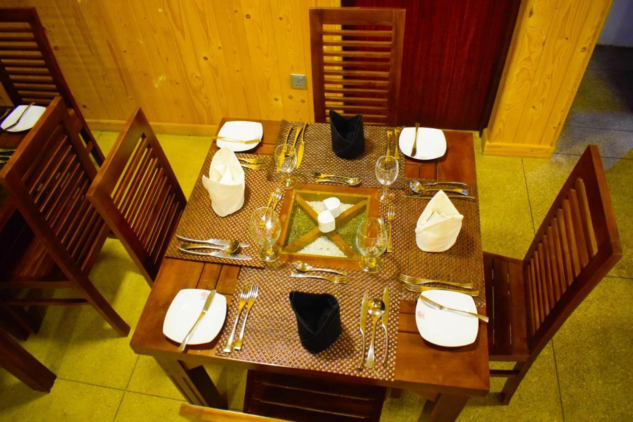 Blue Moon Hotel Nuwara Eliya Exterior photo
